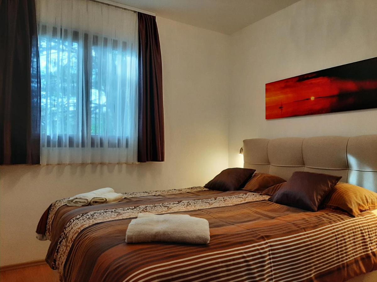 Apartments Agrijan マスレニツァ エクステリア 写真